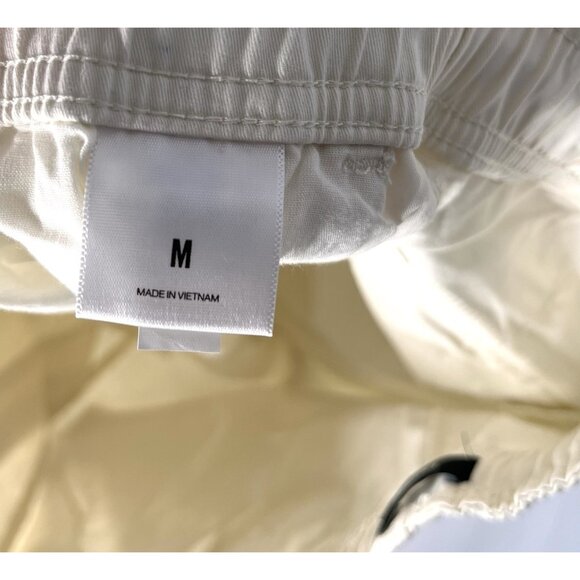 EXPRESS Men's Ivory Flat Front Elastic Waist 6" Inseam Shorts NWT Medium - Picture 4 of 5